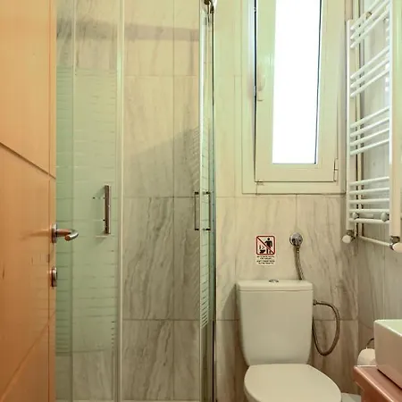 Center Modern アパート